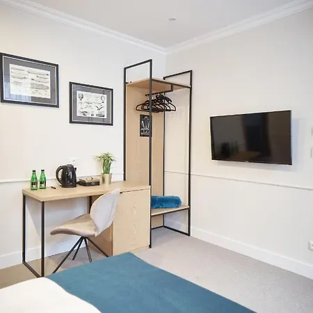 Klasztorna 25 Aparthotel 3*