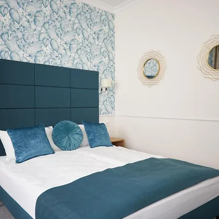 Apartahotel Klasztorna 25 3*