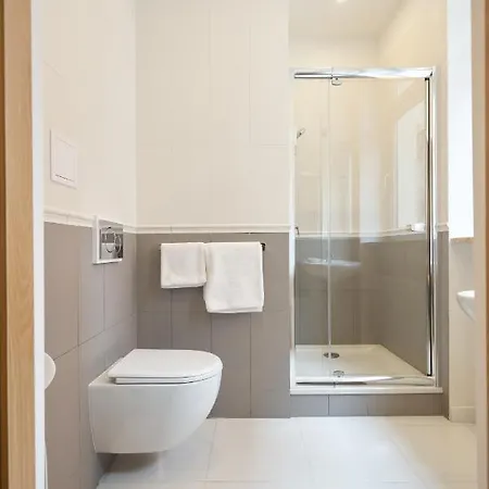 Klasztorna 25 3* Poznaň