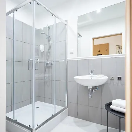 Klasztorna 25 Poznan