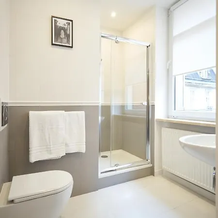 Klasztorna 25 Aparthotel 3*