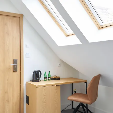 Apart Otel Klasztorna 25 Poznan