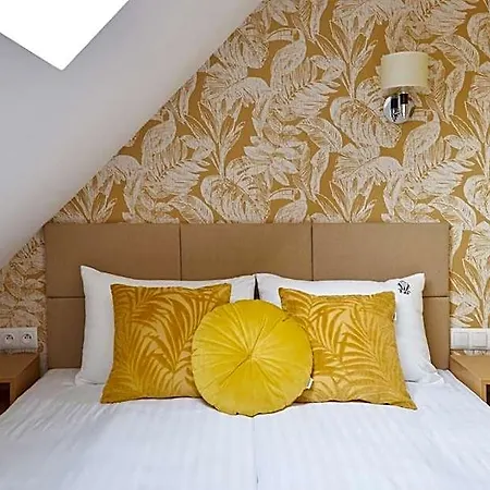 Aparthotel Klasztorna 25 3*