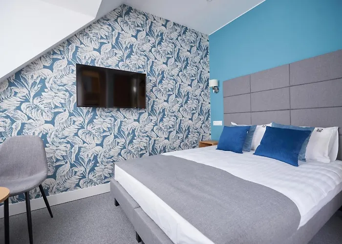 Klasztorna 25 Apartahotel