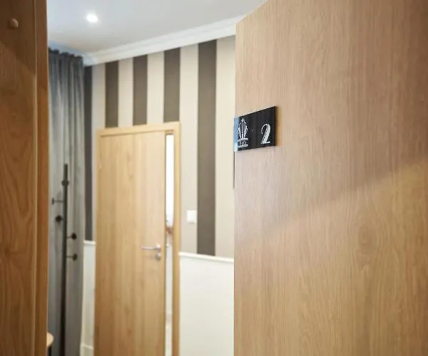 Hotel apartamentowy Klasztorna 25